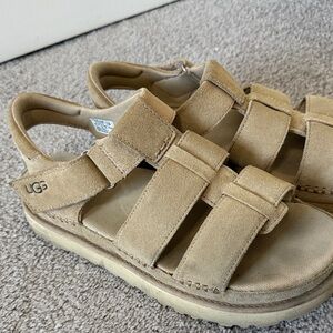 UGG Women's Goldenstar Strap Fisherman Sandals in a beige